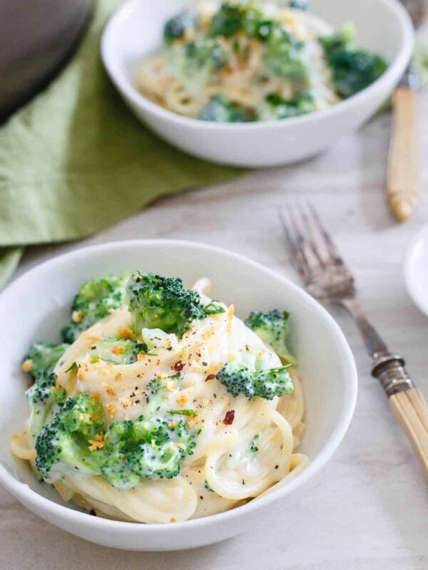 This Lightened Up Spaghetti Alfredo with broccoli is creamy, cheesy and decadent but much healthier than the original so you can feel good about eating it.