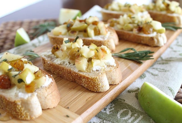 Apple and goat cheese crostini with rosemary