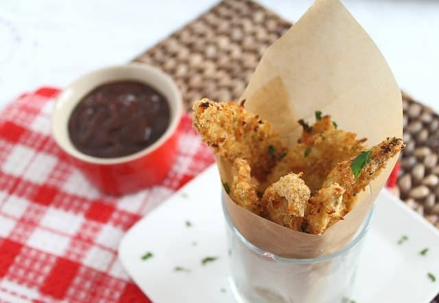 These panko cheddar chicken fingers are baked to a crispy, crunchy exterior while staying moist on the inside.