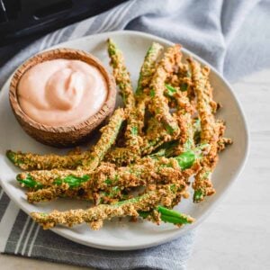 Air fryer green bean fries.