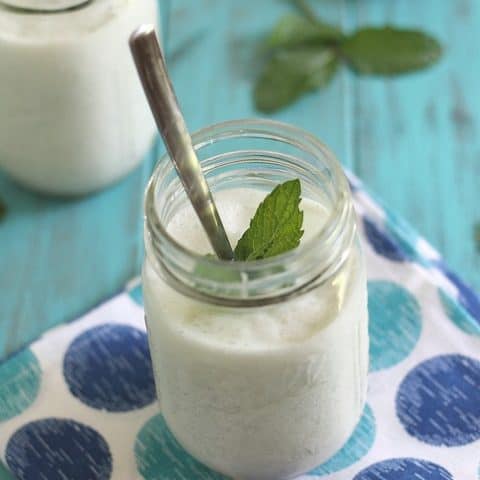 Coconut smoothie with lime