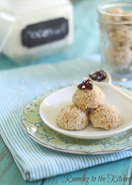 Coconut almond no bake macaroons