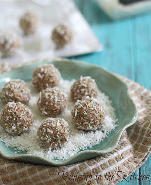Coconut nut balls
