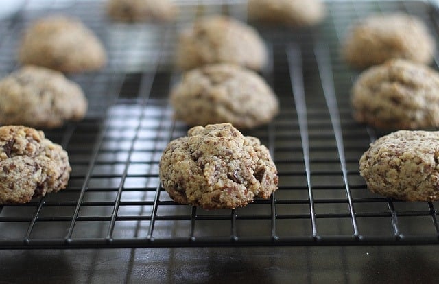 The BEST paleo chocolate chip cookies that come together with just a few simple ingredients.