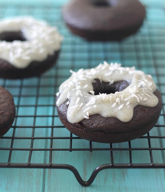 Paleo chocolate donuts