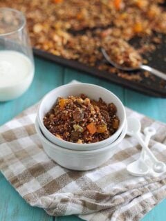 Cashew quinoa granola