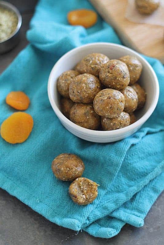 Apricot almond butter snack bites