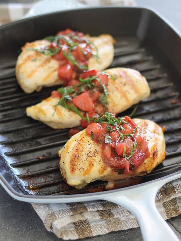 Chicken with strawberry basil sauce