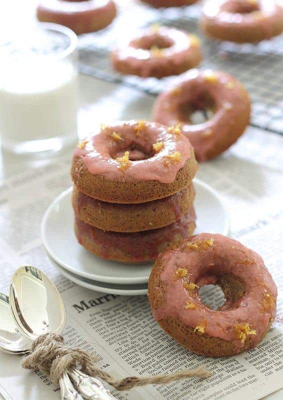 Strawberry lemon donuts