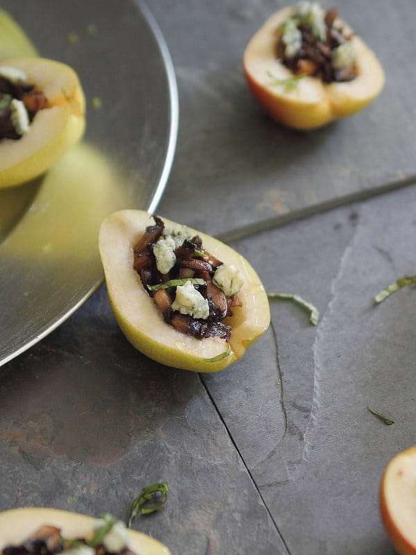 Stuffed pears with mushrooms