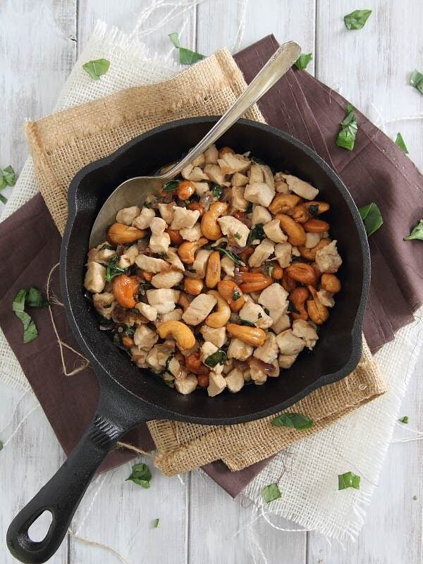 Thai Basil Cashew Chicken Skillet | www.runningtothekitchen.com