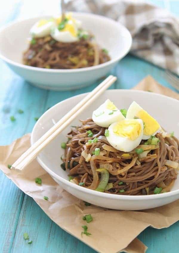 These soba noodles with leeks, sweet onions and egg are an easy and delicious vegetarian meal.