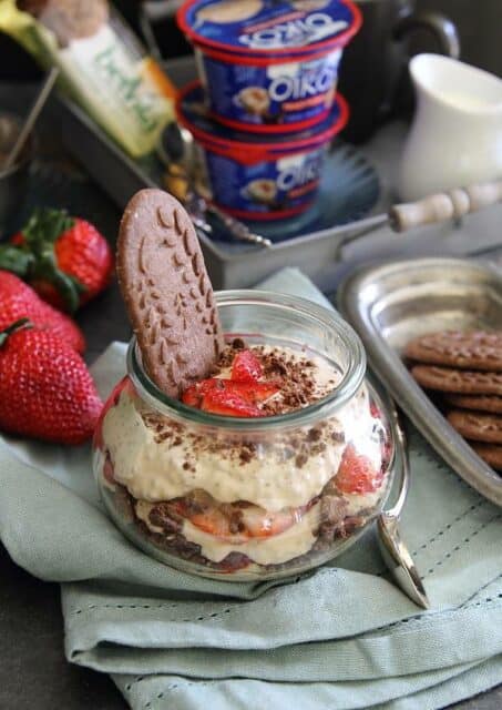 Chocolate Berry Chia Coffee Parfaits - Running to the Kitchen®