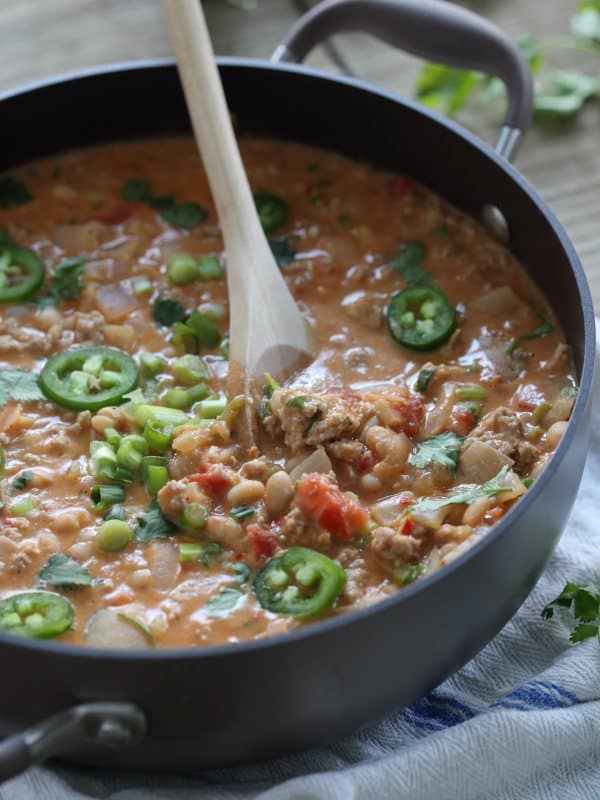 Spicy turkey hummus chili 