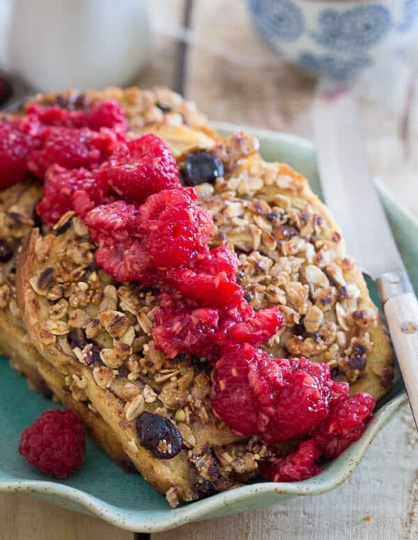 This granola French toast is a healthy way to jazz up French toast!