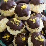 Lemon macaroons.