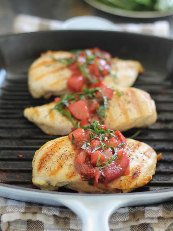 Grilled chicken with strawberry basil sauce