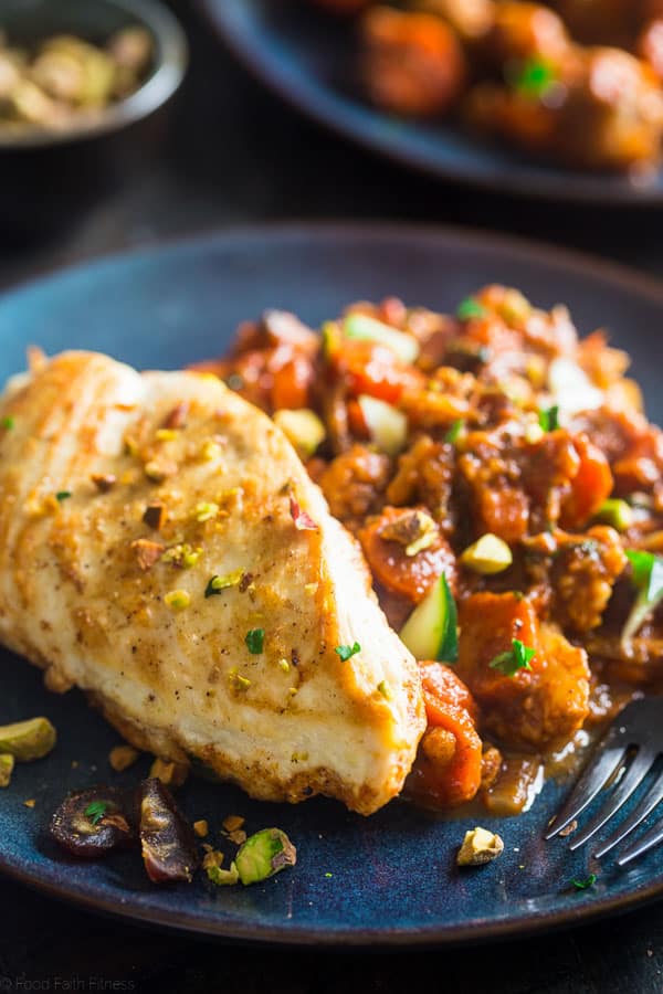 This smoky steak potato and pepper skillet is an easy one-pan dinner, ready in just 40 minutes. Toss everything together in the skillet, stick it in the oven and forget about it!