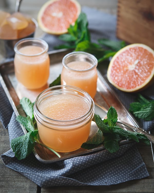 This sparkling grapefruit jello is a bubbly and super refreshing treat that proves making your own jello is incredibly easy. Bonus: you control the sweetness!