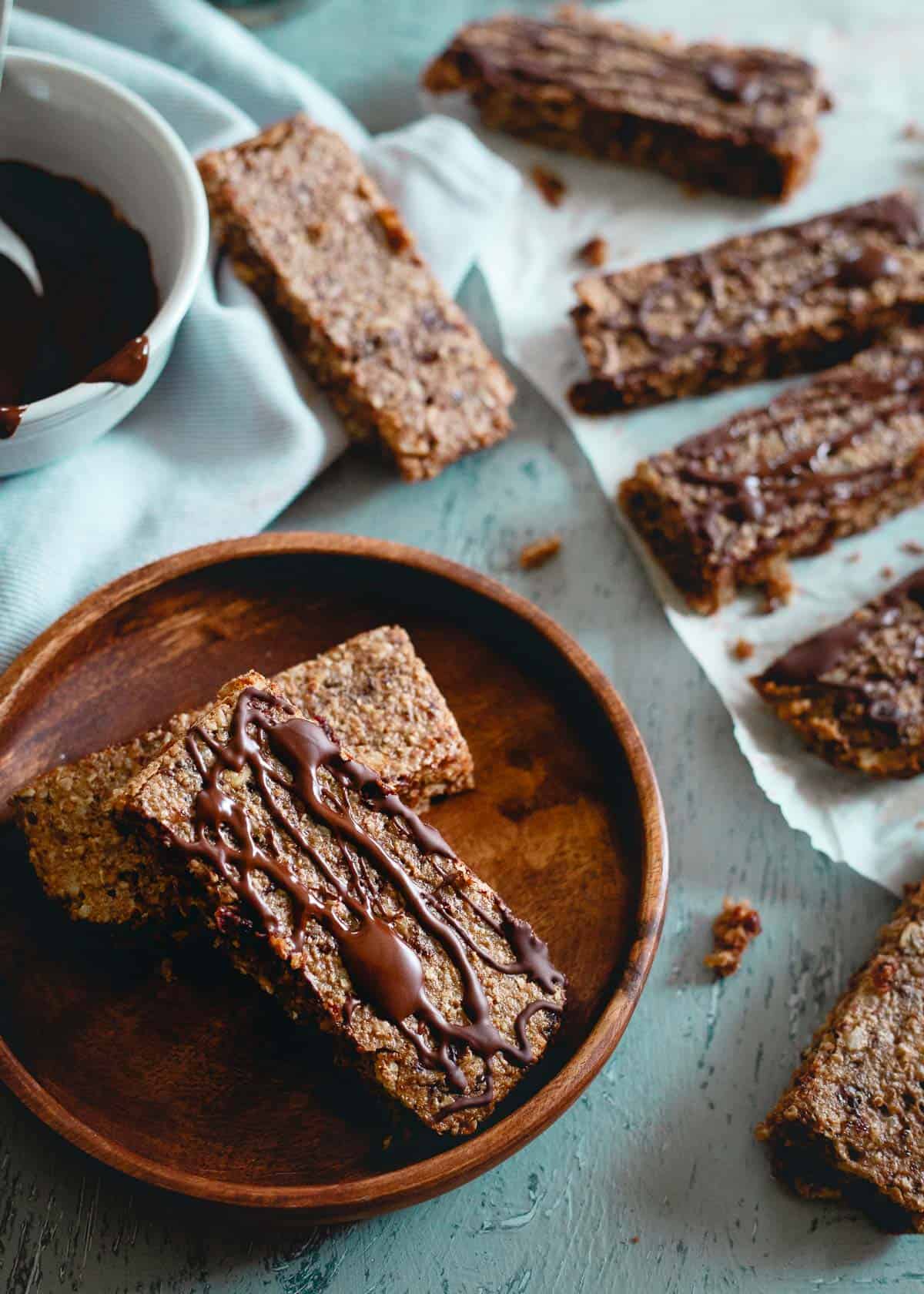 With tart cherries, dates, oats and heart healthy nuts, these chewy granola bars are snacking perfection!