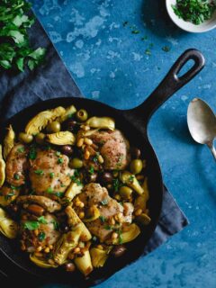 This one pan chicken artichoke olive skillet is filled with Mediterranean style ingredients for an easy weeknight meal packed with flavor.
