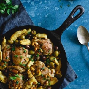 This one pan chicken artichoke olive skillet is filled with Mediterranean style ingredients for an easy weeknight meal packed with flavor.