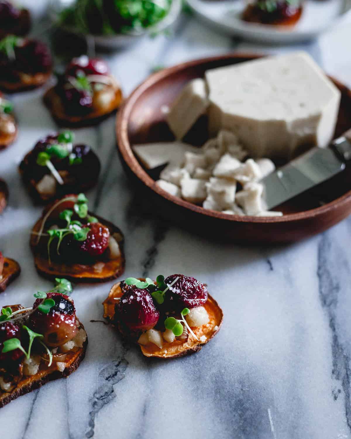 Sweet and savory play wonderfully together in these sweet potato crostini with roasted grapes and caramelized onions.