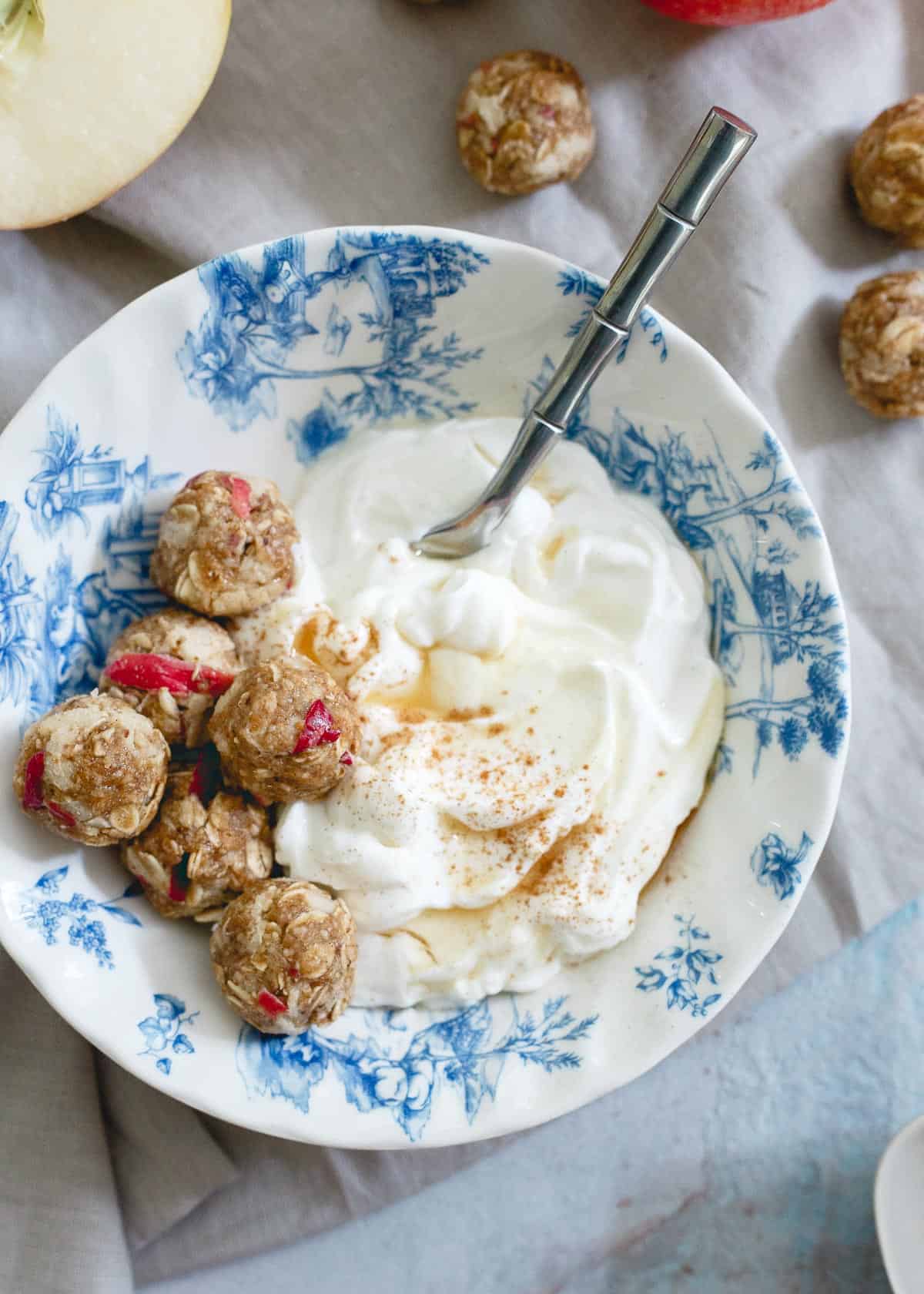 Protein packed siggi's yogurt and a handful of these apple cinnamon cookie bites makes a healthy and nutritious fall afternoon snack.