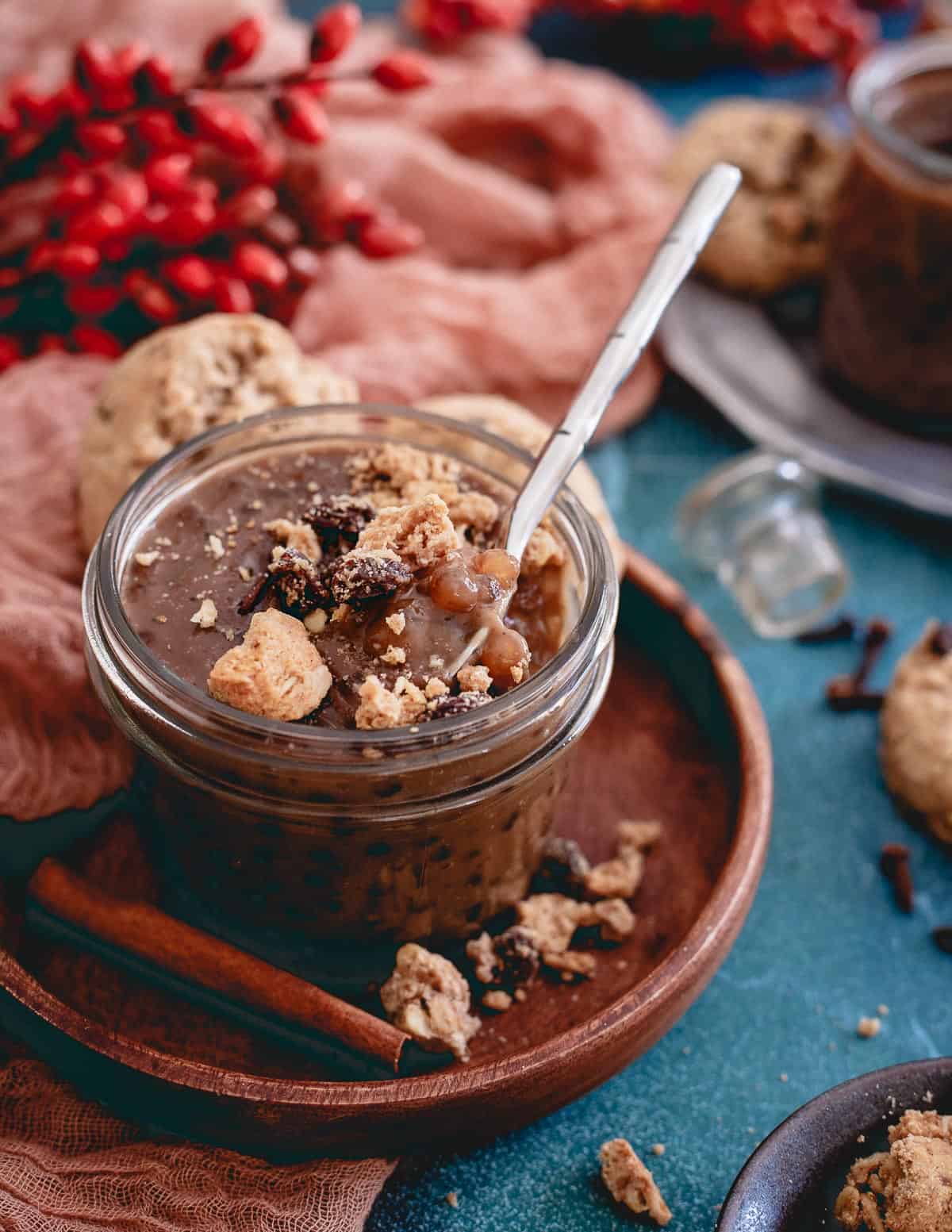 If you love texture, this dirty chai tapioca pudding with oatmeal raisin cookie crumbles is the perfect dessert for you!