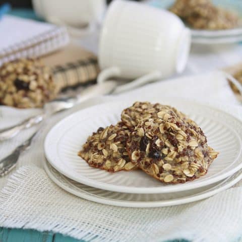 Oatmeal Raisin Quinoa Breakfast Cookies