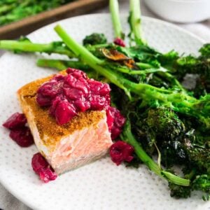 cinnamon turmeric salmon with cherry sauce