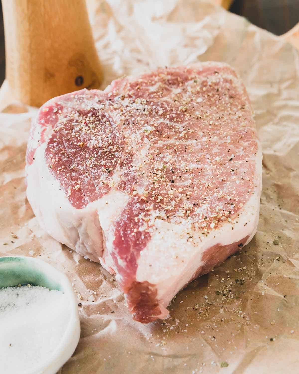 A simple recipe for how to cook pork chops in a cast iron skillet.