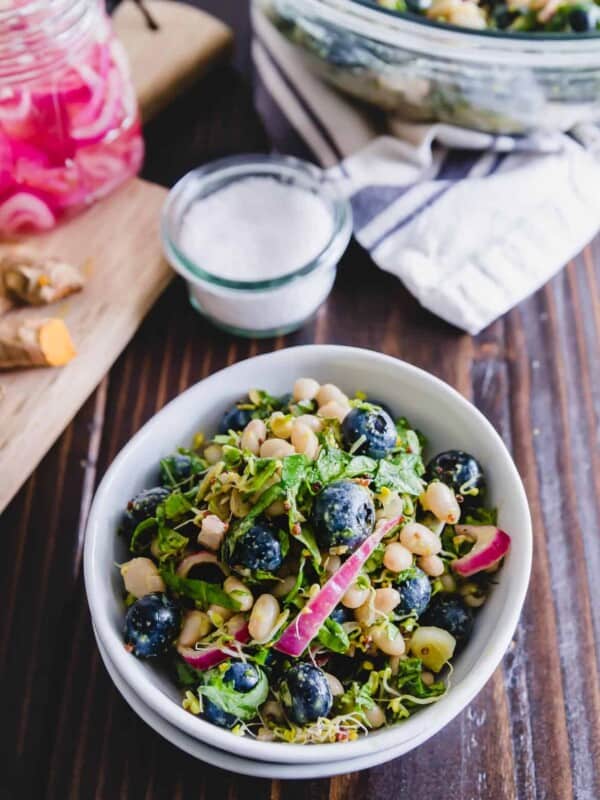 blueberry white bean salad
