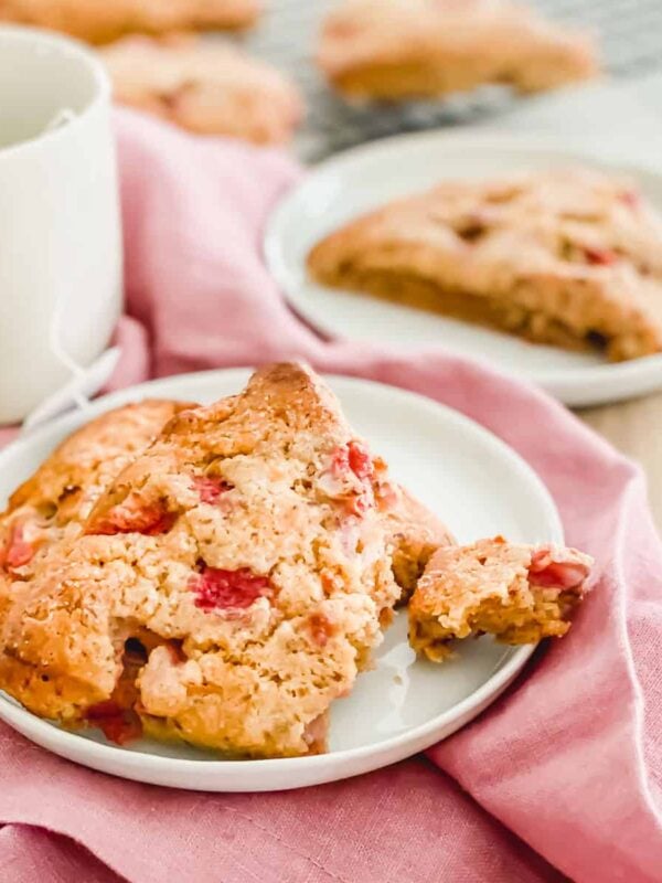 gluten-free vegan strawberry lemon scones