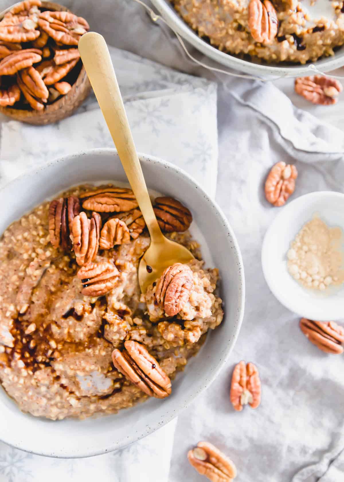 Gingerbread oatmeal is a cozy winter breakfast made in just 15 minutes with steel cut oats, gingerbread spice and molasses.