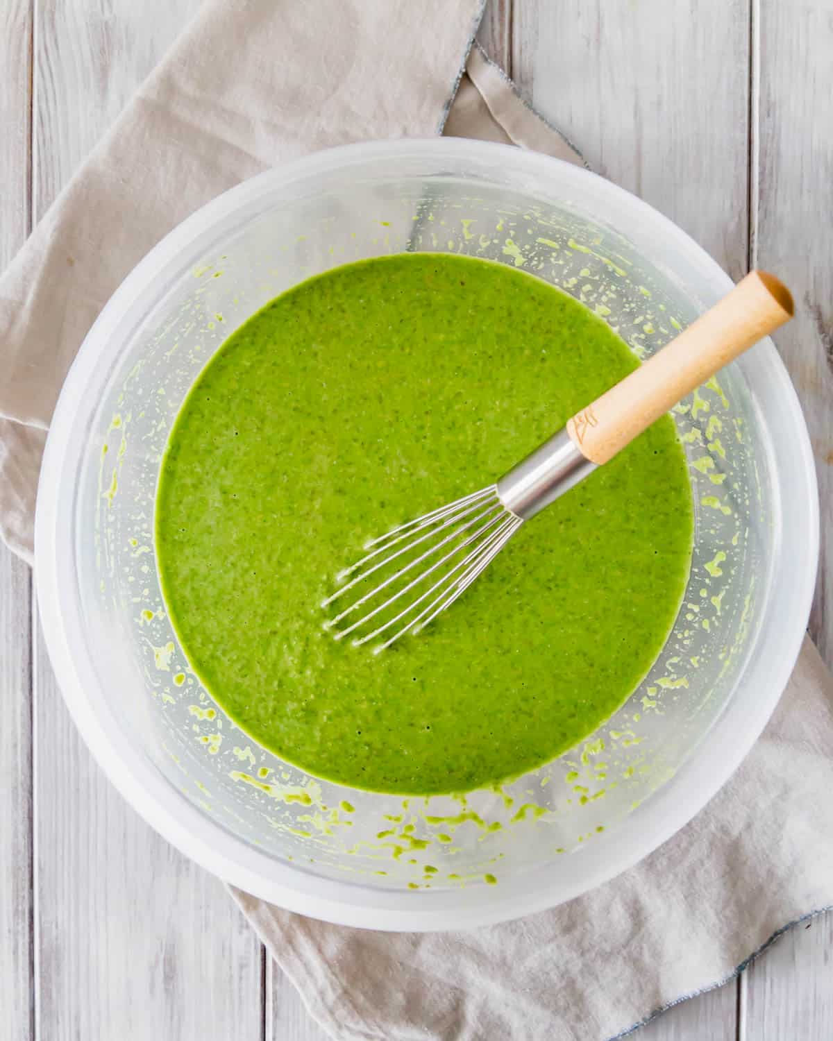 Mix the spinach pancake batter together and let it rest for 5 minutes before cooking.