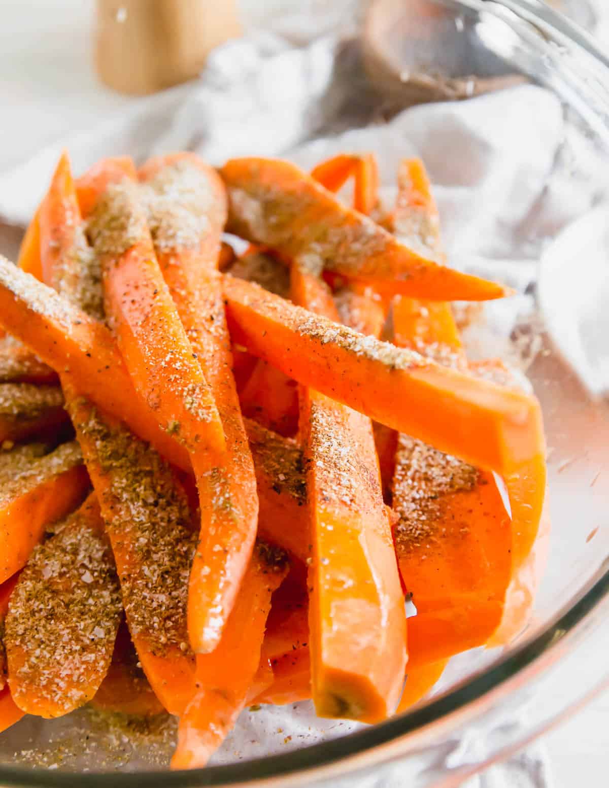 Simple spices and oil is all that's needed to make these delicious air fried carrots in 20 minutes.