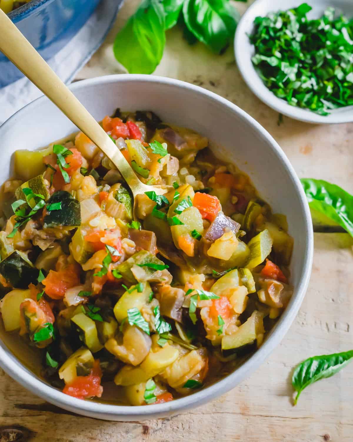 How to make ciambotta - Italian vegetable stew.