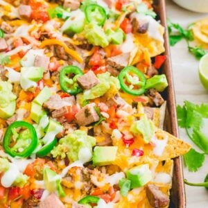 Carne asada nachos