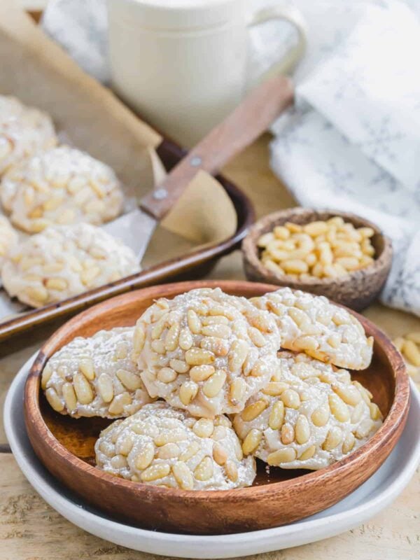 Vegan pignoli cookies.