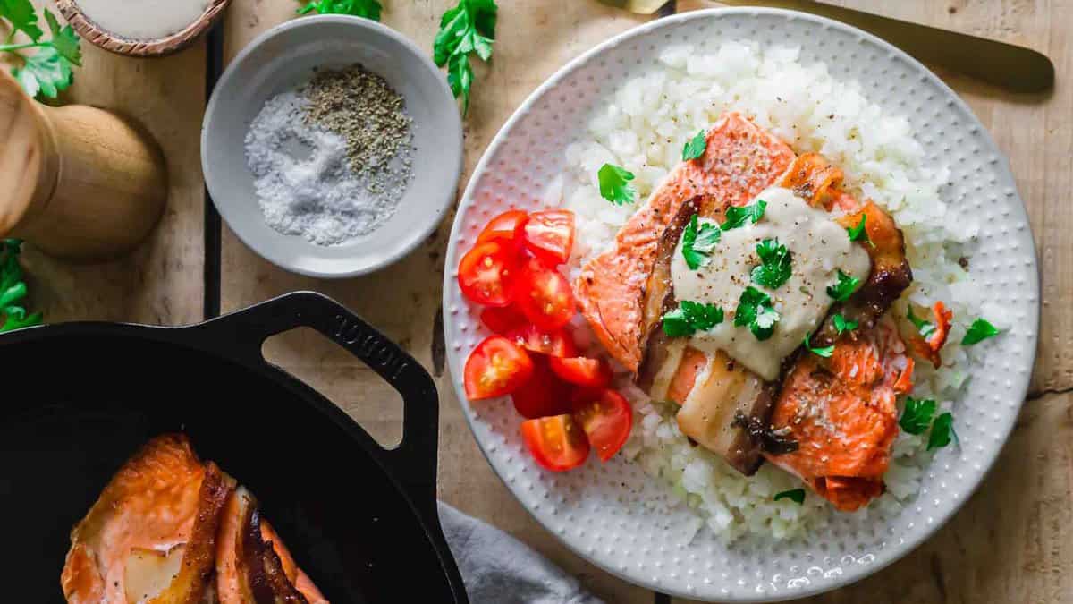 Plate of salmon with bacon.