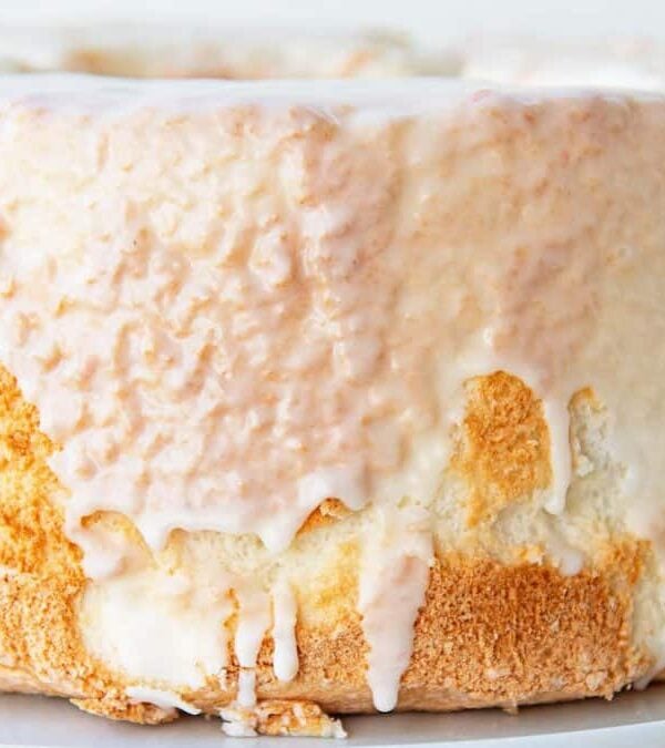 A close up of a grapefruit angel food cake.