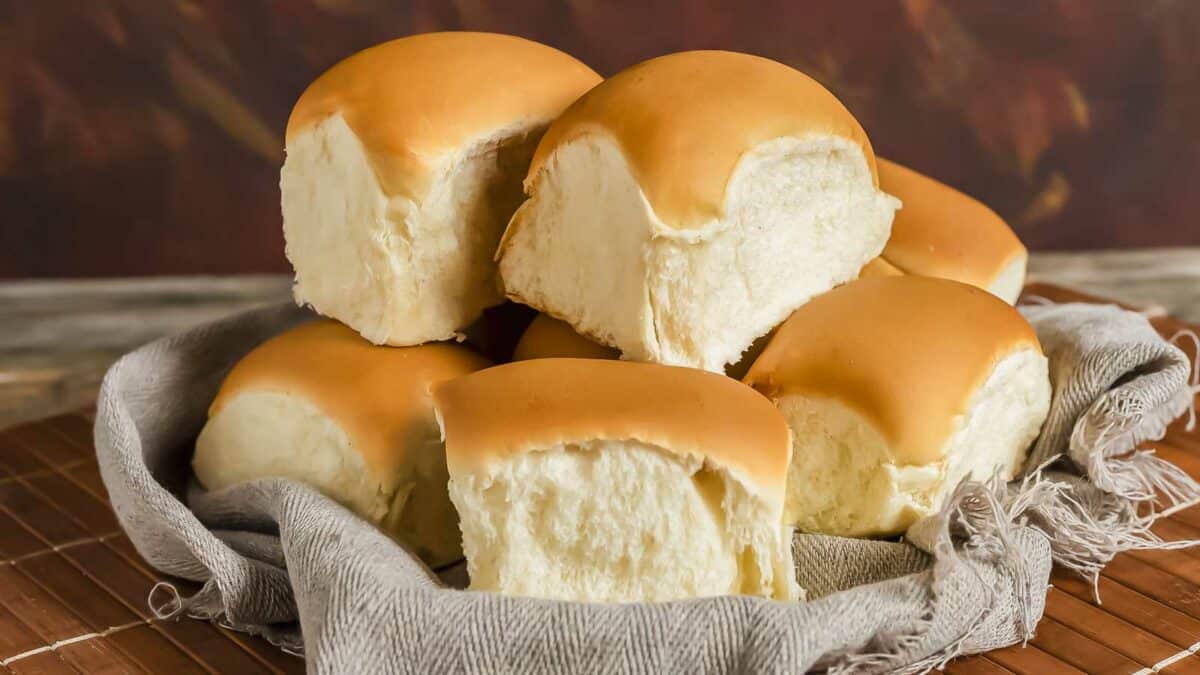 A plate of bread rolls.