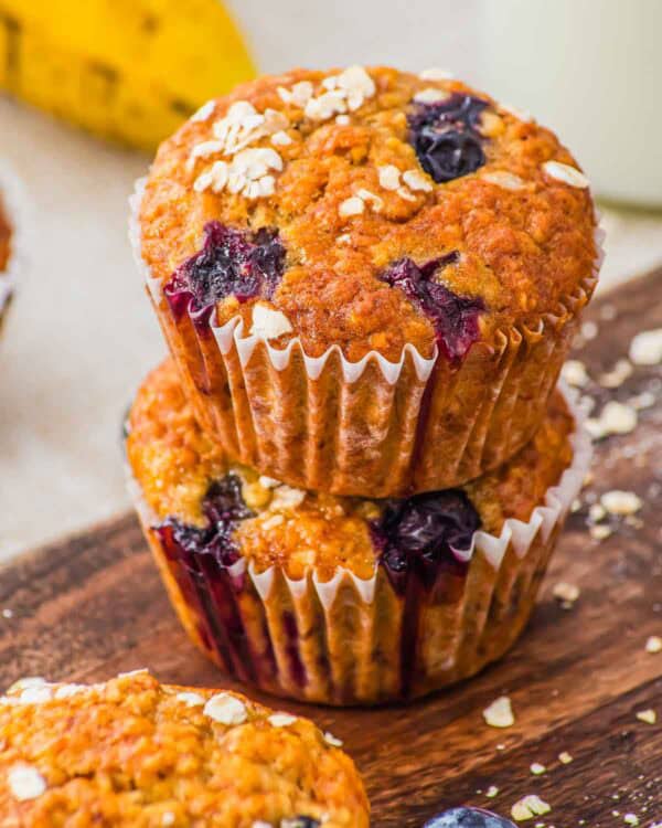 Blueberry Oatmeal Muffins - Running to the Kitchen®
